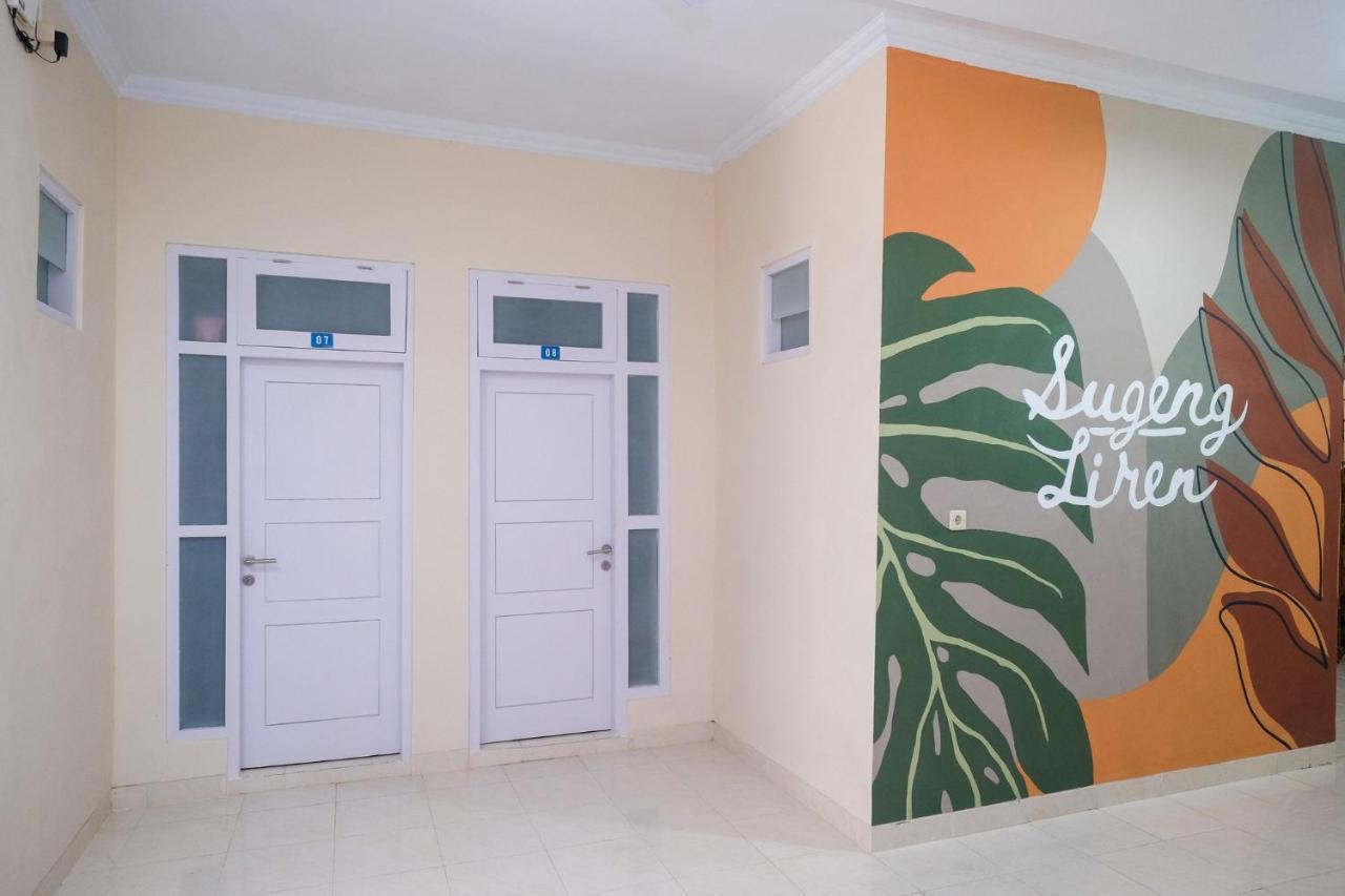 Reddoorz Syariah Near Universitas Mercu Buana Kampus 2 Yogyakarta Kejayan Exterior photo